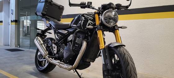 TRIUMPH SPEED 400 TRIUMPH SPEED 400